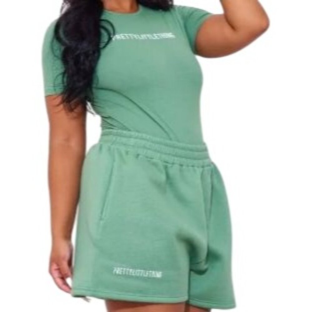 PrettyLittleThing Plus Sage Green Printed Pocket Sweat Shorts Size 20